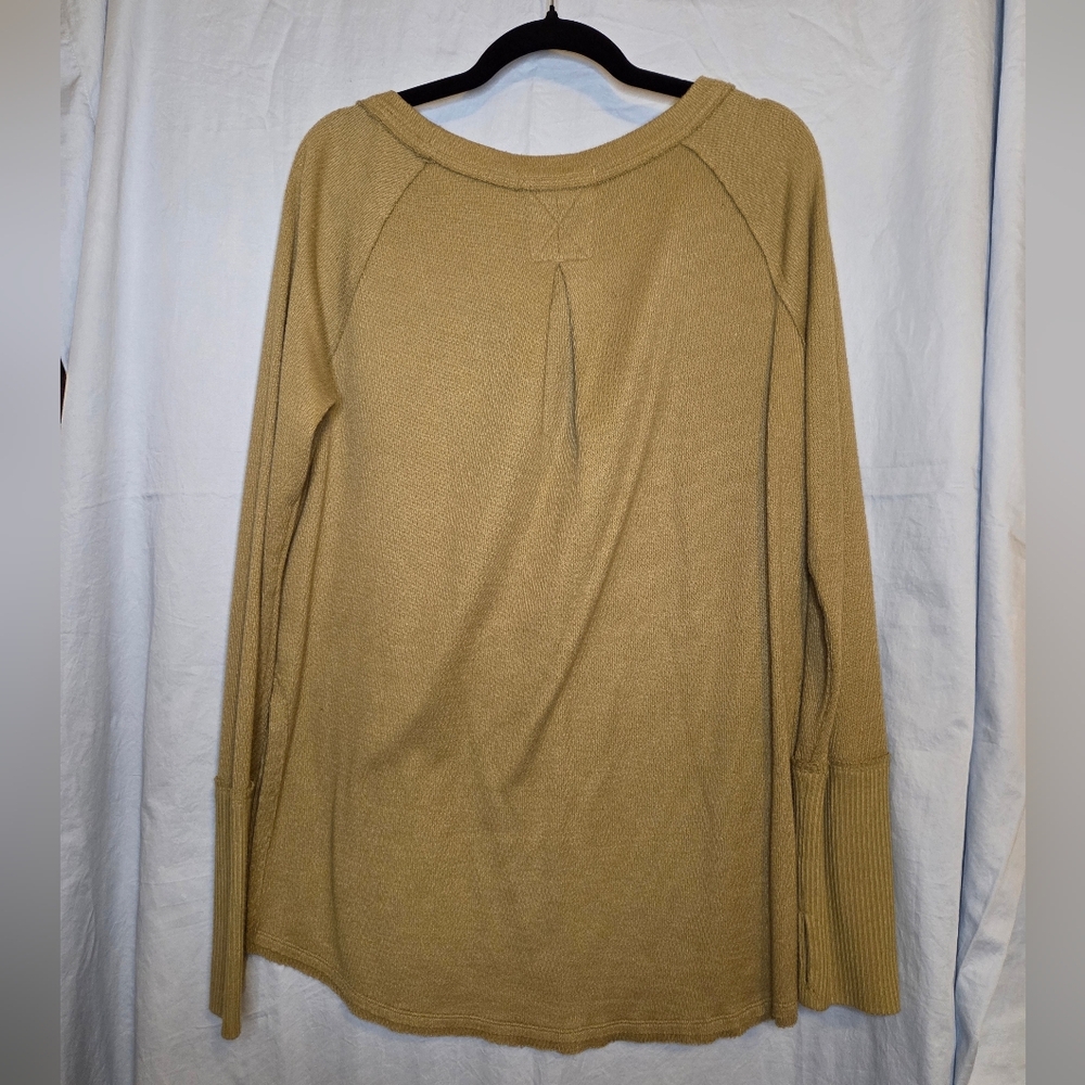 Free People Snowy Thermal Long Sleeve Top in Olive Green - Size L - Picture 4 of 7